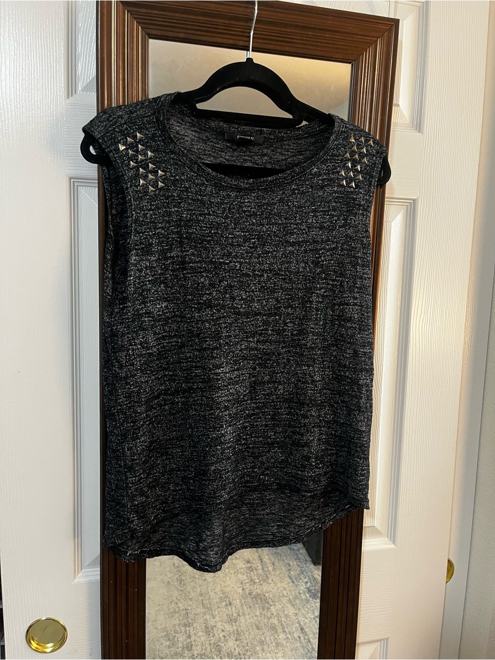 Forever 21 black & gray studded tank top
